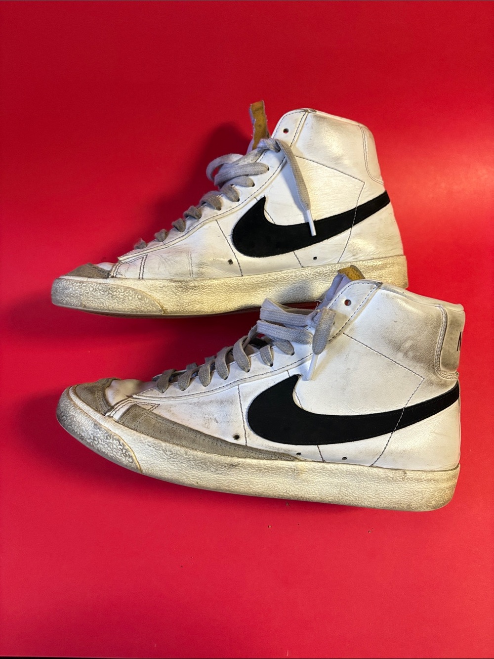 Nike Blazer Sneakers Size 10.5 White Black Logo Hi Top Lace Up
